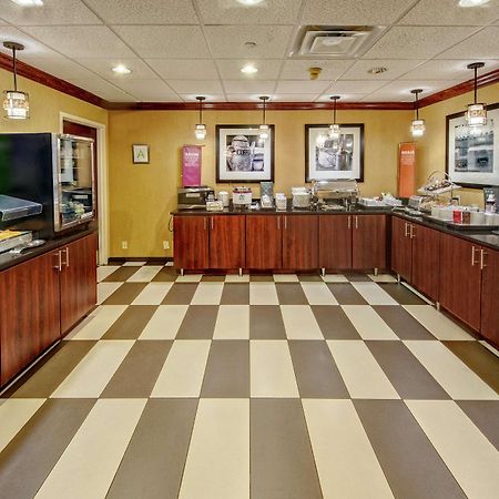 Hampton Inn Corinth Esterno foto