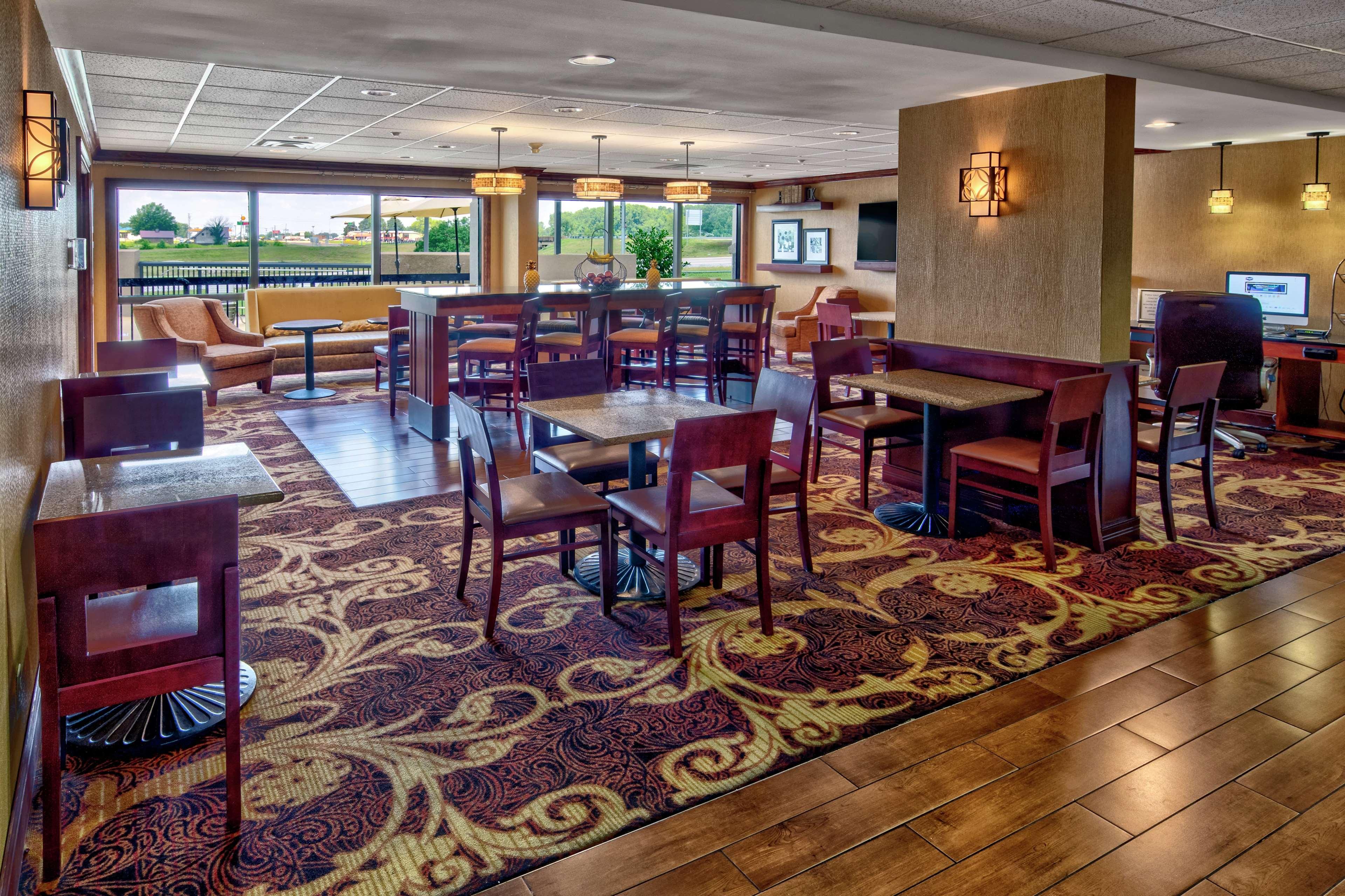 Hampton Inn Corinth Esterno foto