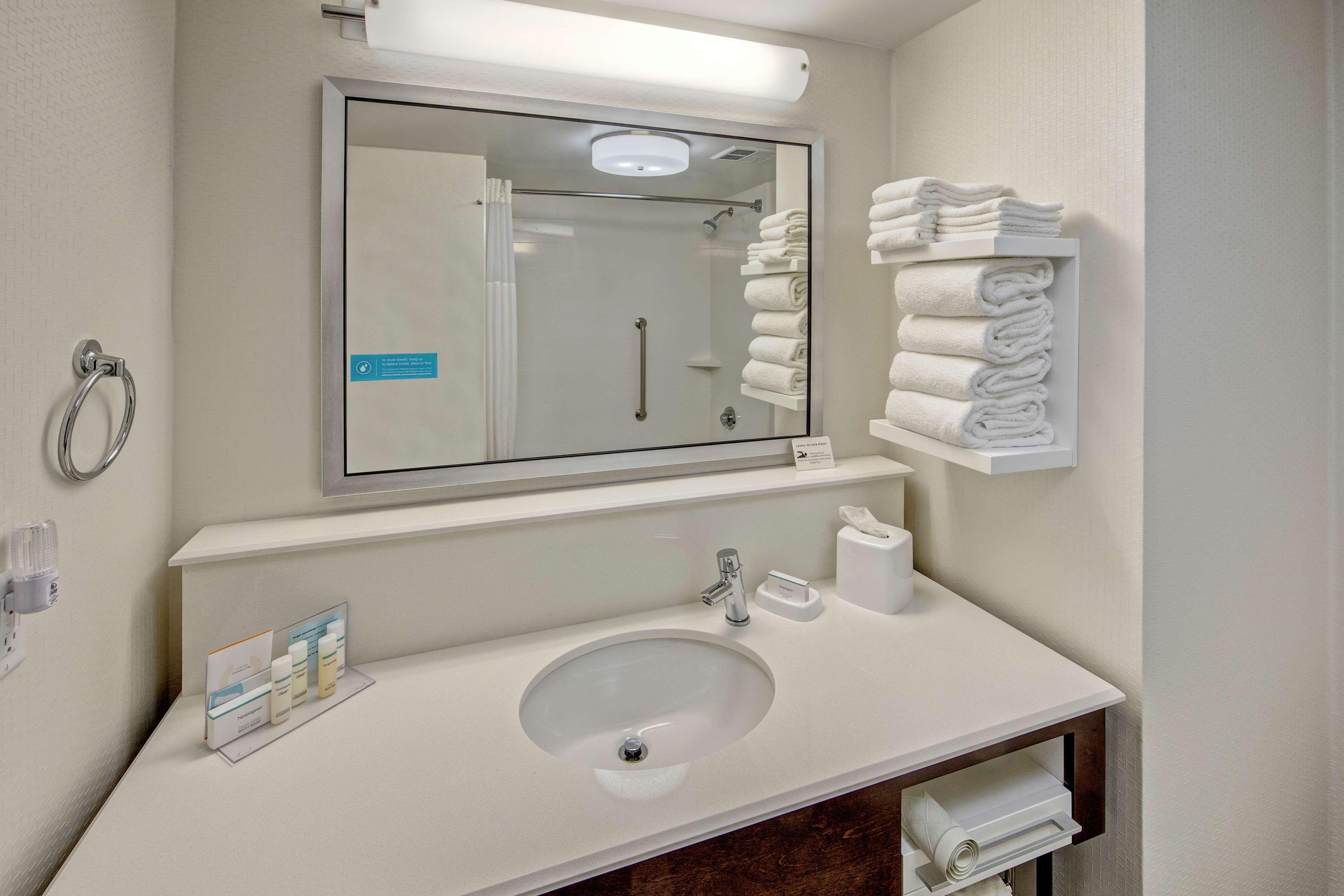 Hampton Inn Corinth Esterno foto