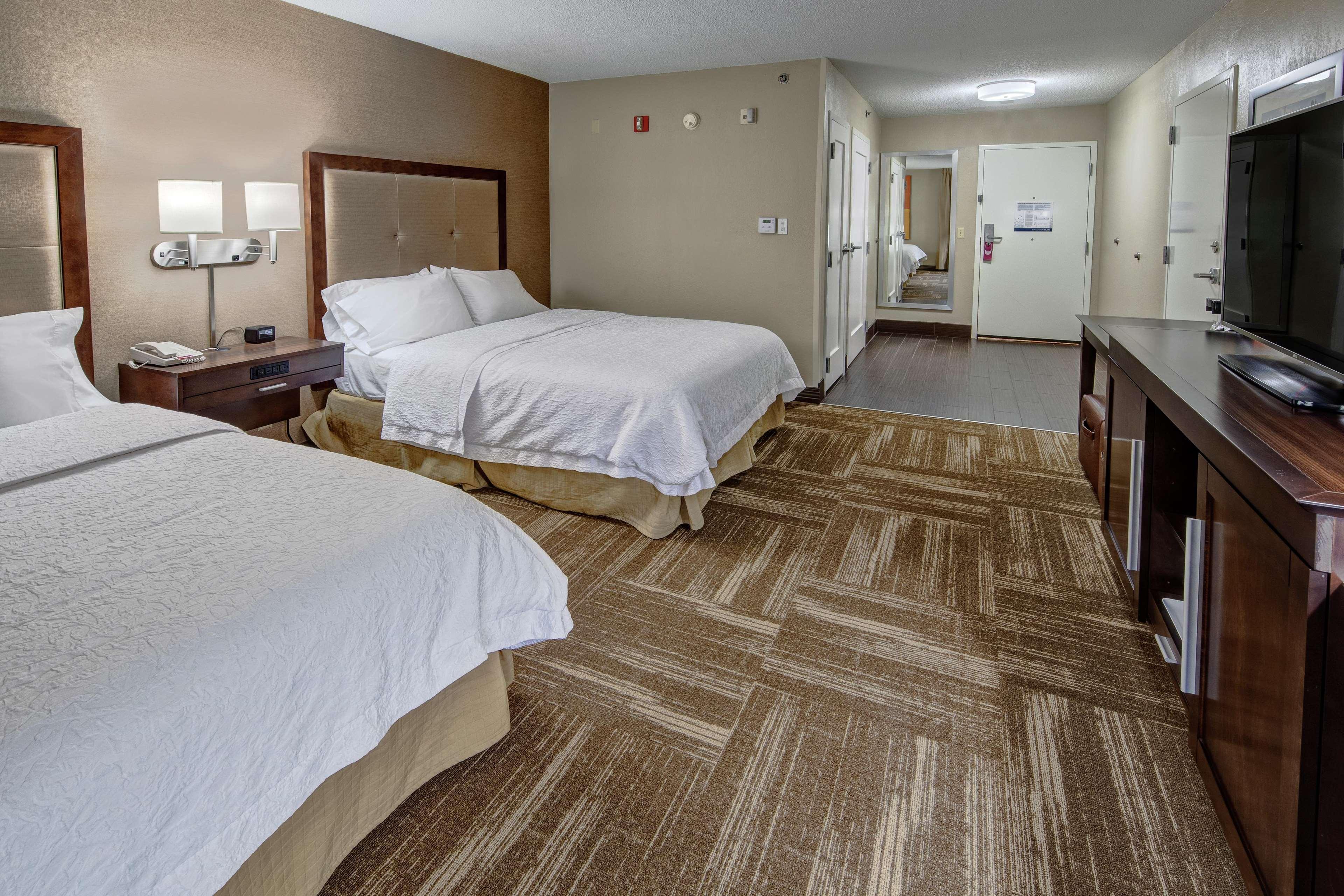 Hampton Inn Corinth Esterno foto