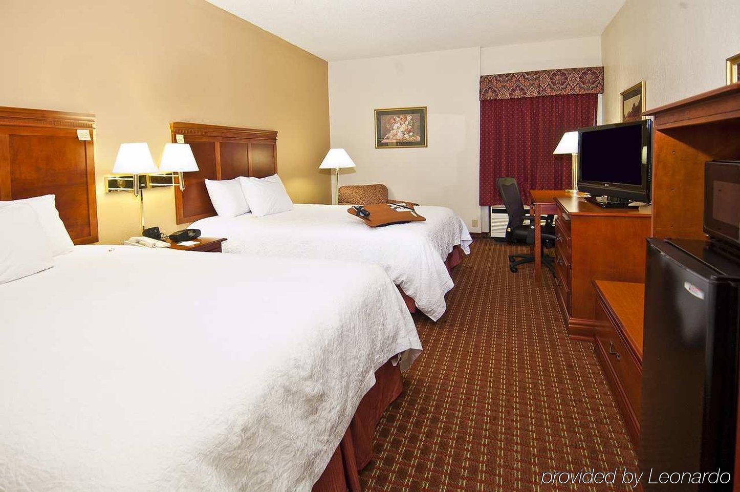 Hampton Inn Corinth Esterno foto