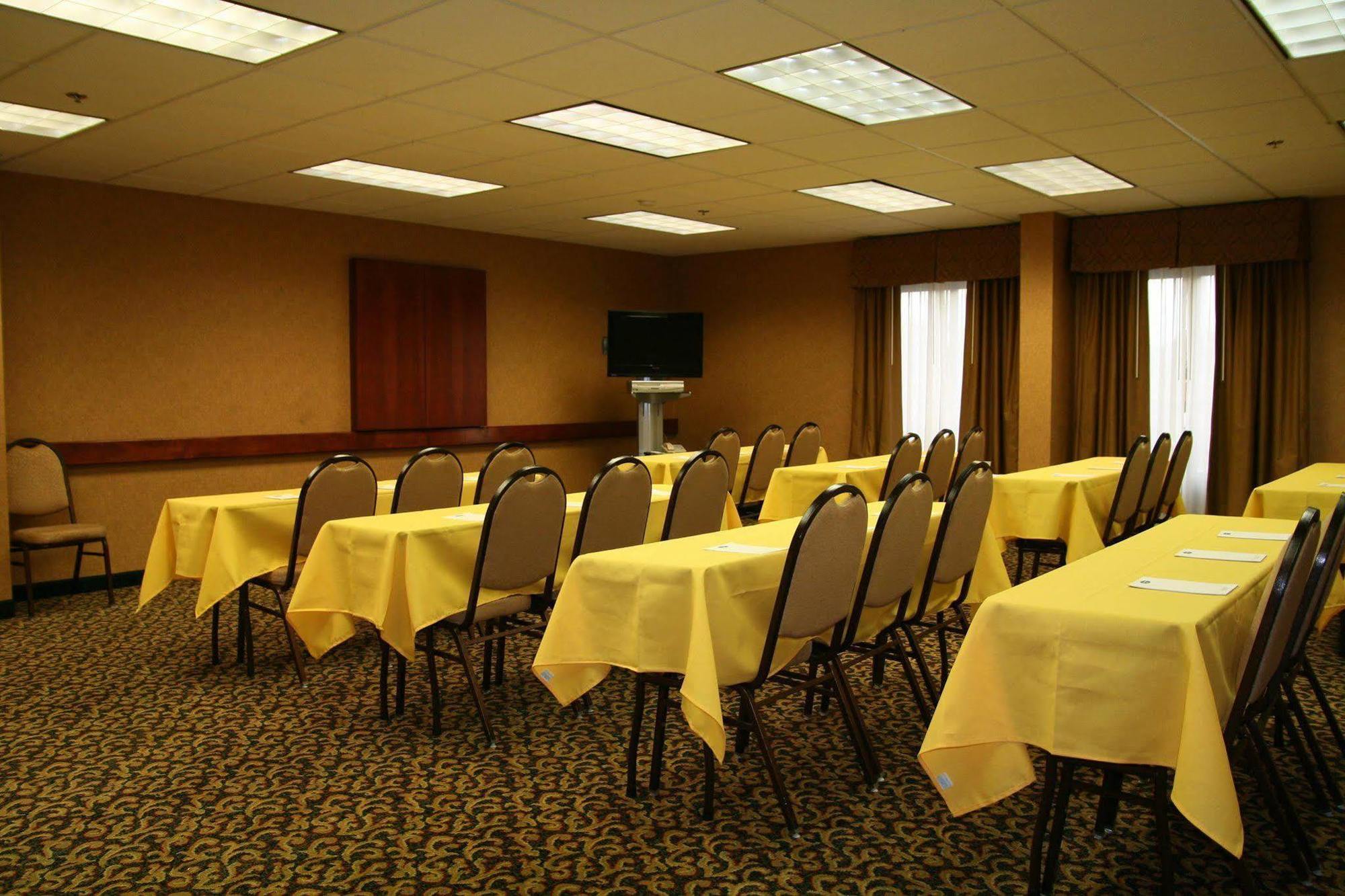 Hampton Inn Corinth Servizi foto